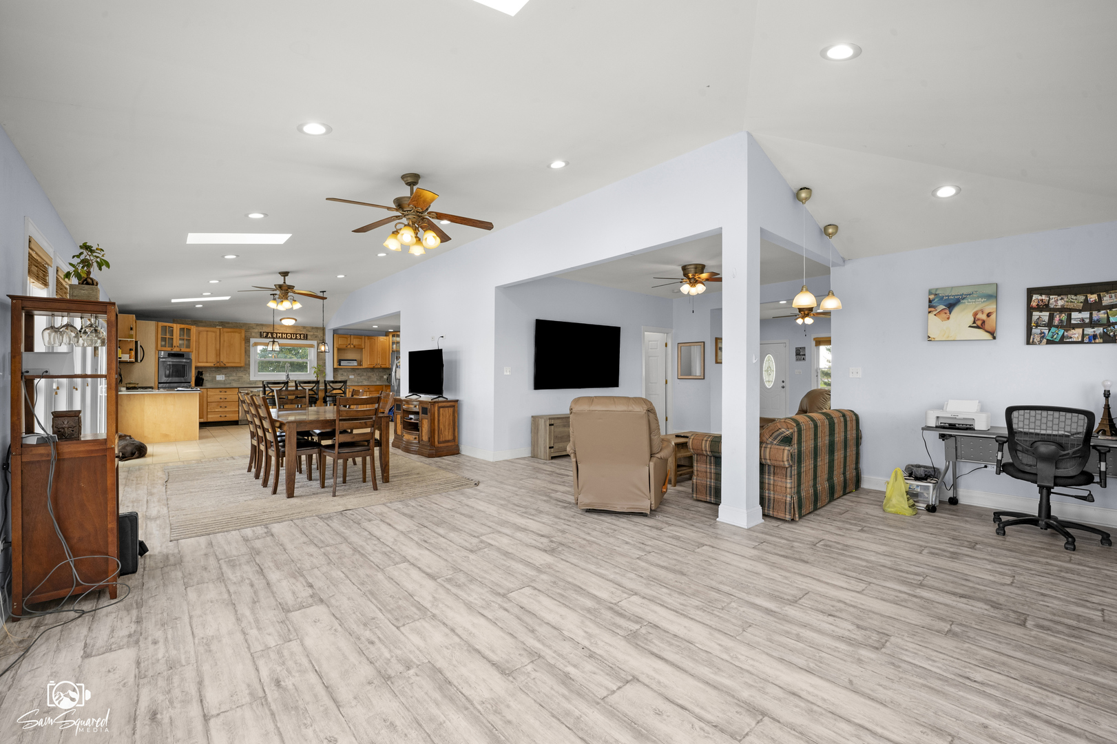 5504 W Kennedy Road Property Photo 13