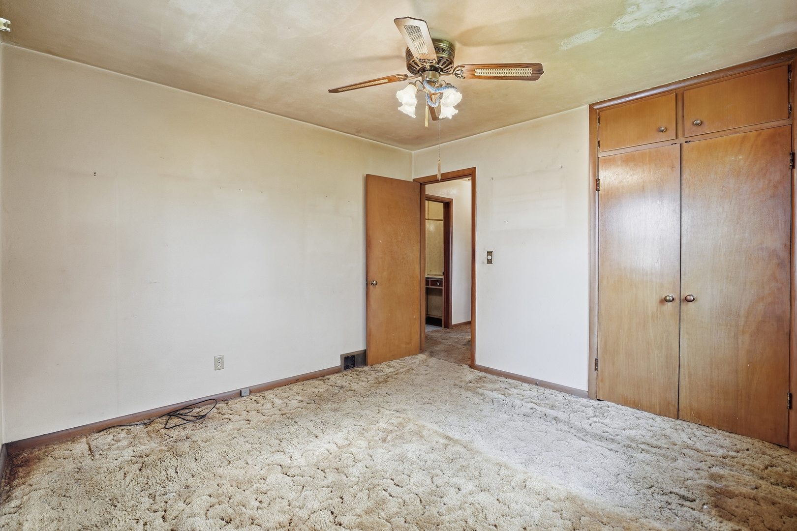 2530 Cody Street Property Photo 12