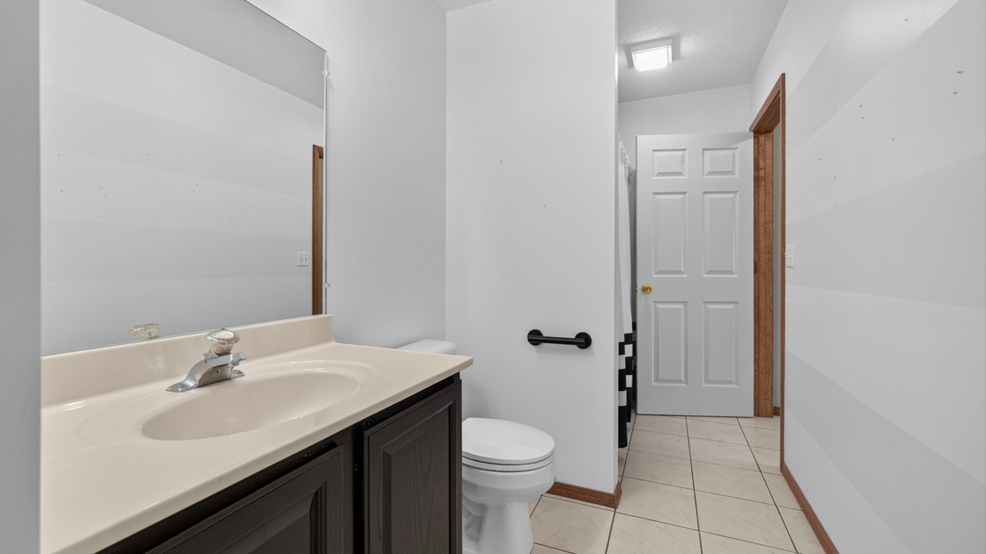 311 S Towanda Avenue Property Photo 16