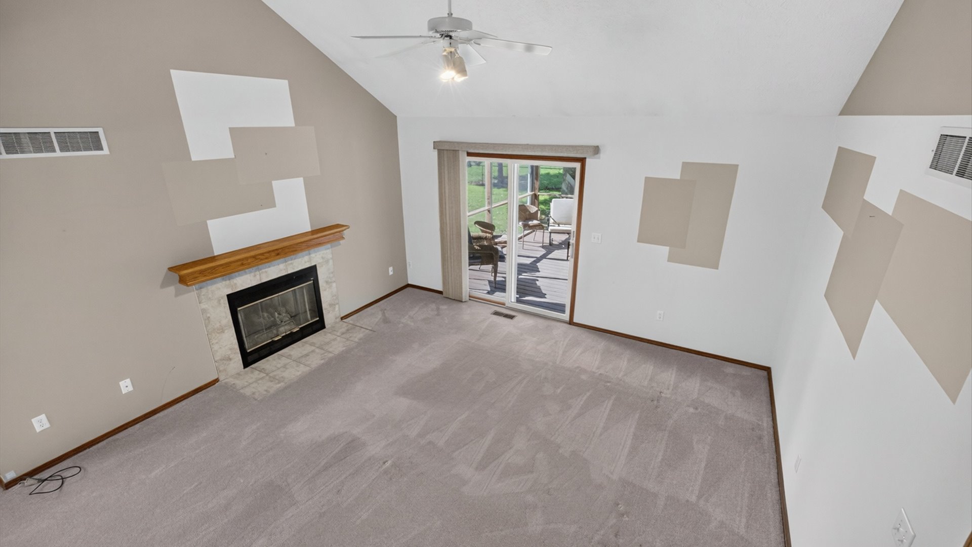 311 S Towanda Avenue Property Photo 17