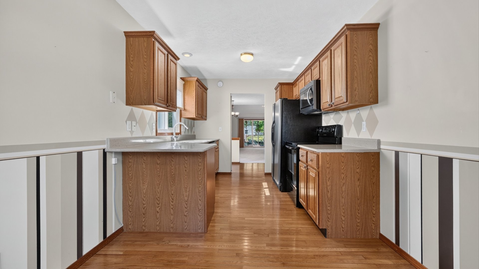 311 S Towanda Avenue Property Photo 30