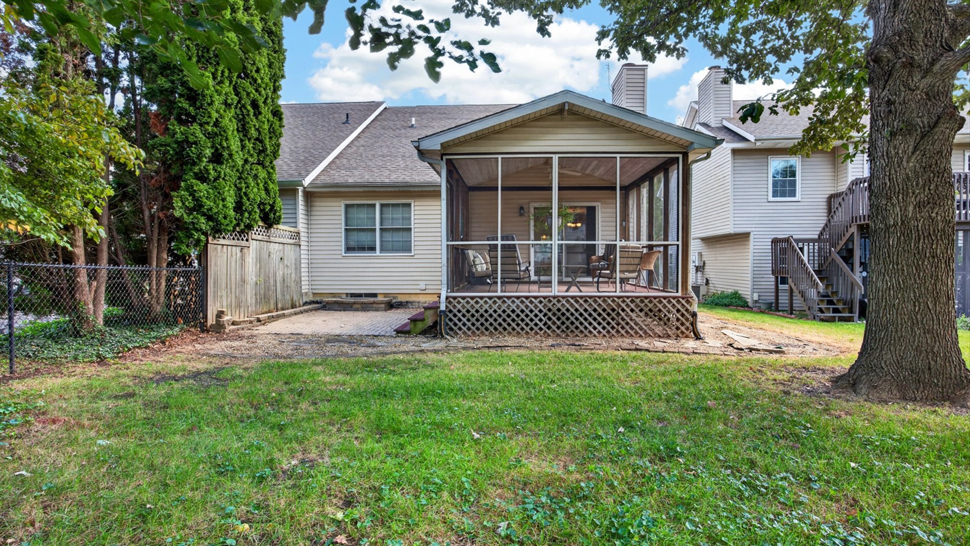 311 S Towanda Avenue Property Photo 41