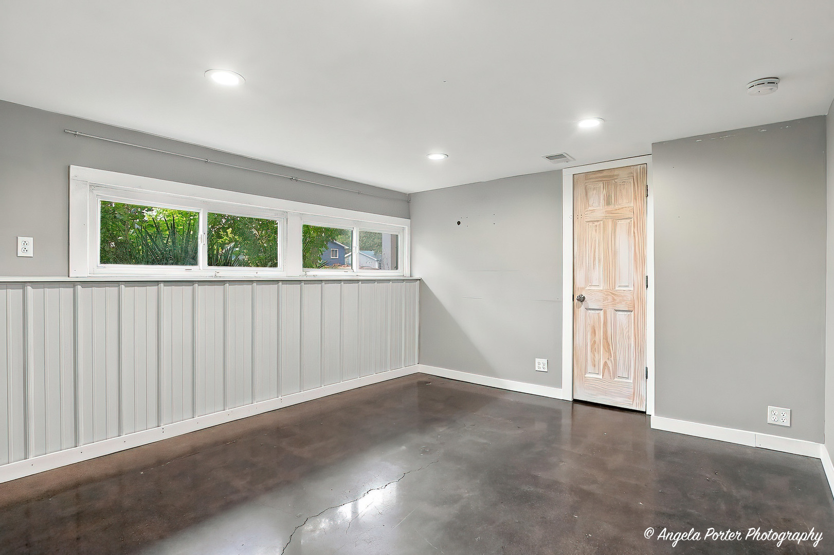 637 N Greenview Avenue Property Photo 13