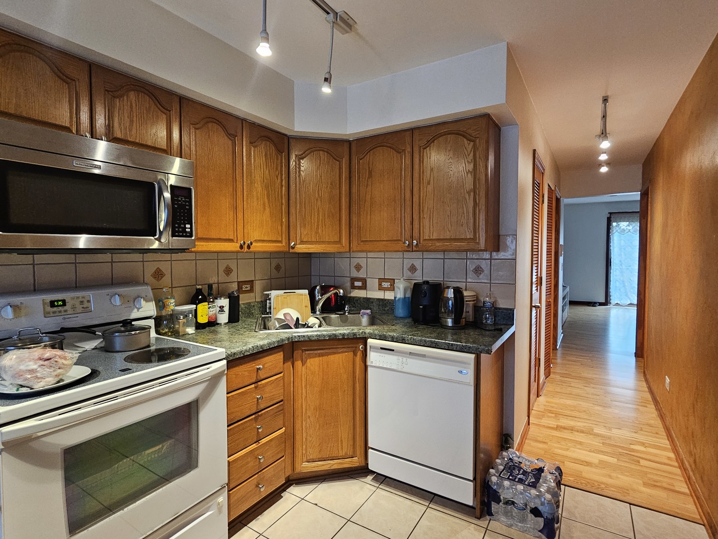 9709 Bianco Terrace E Property Photo 8