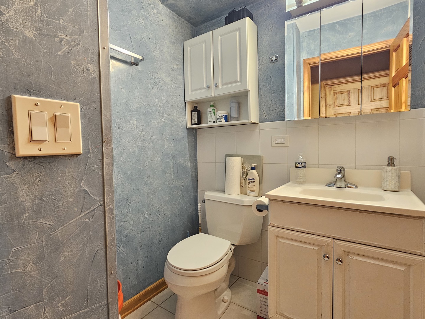 9709 Bianco Terrace E Property Photo 10