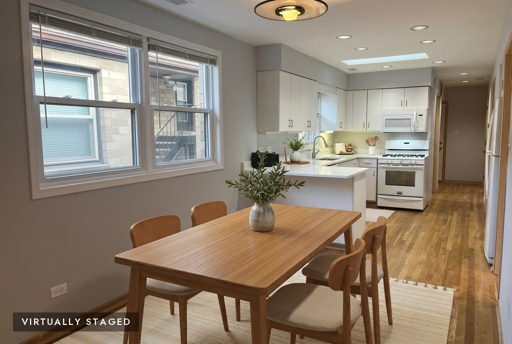 449 W 37th Street 2 Property Photo 6