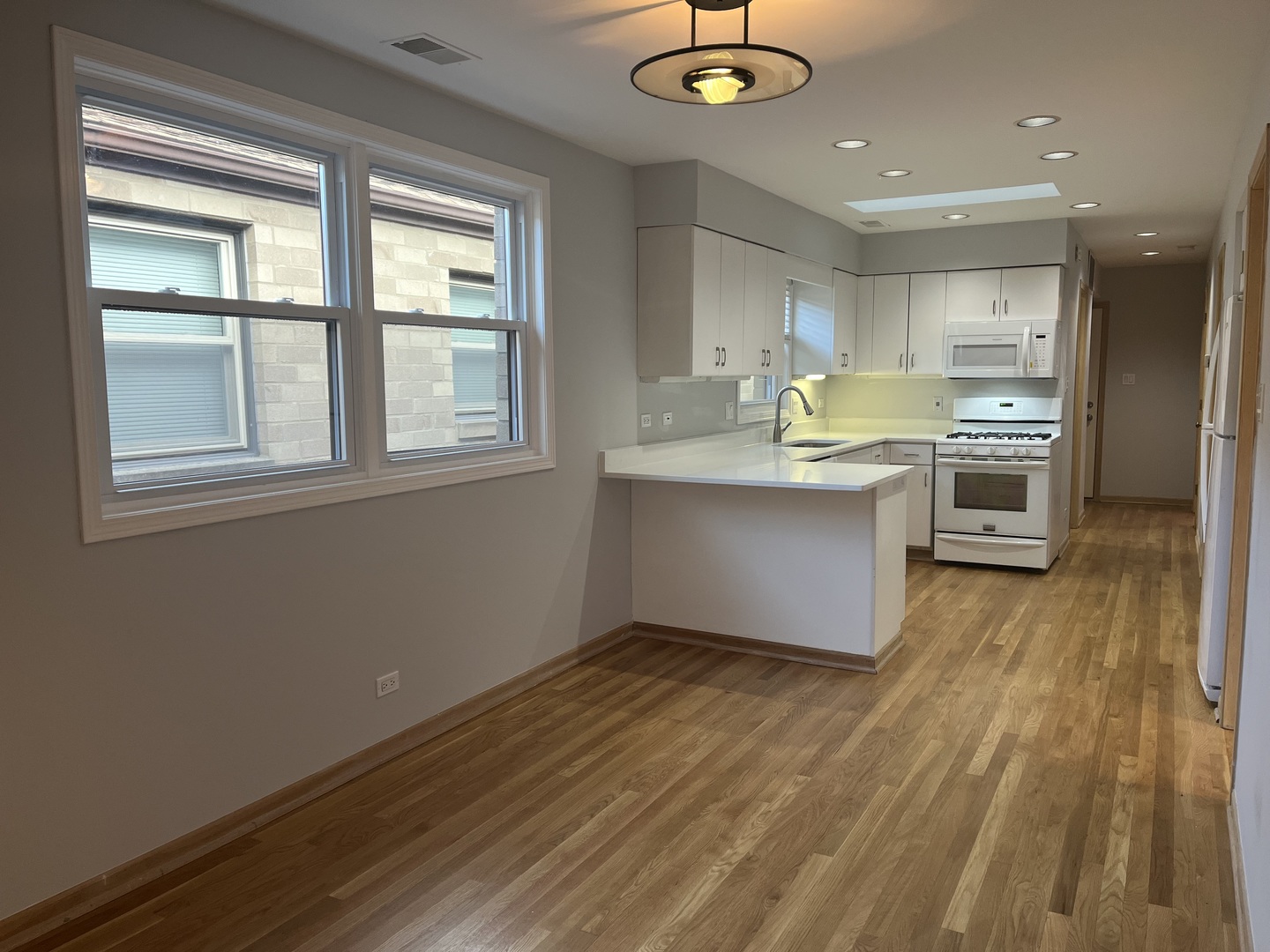 449 W 37th Street 2 Property Photo 7