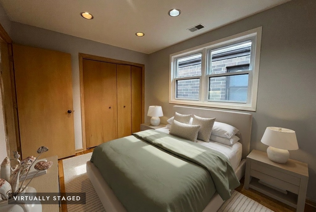 449 W 37th Street 2 Property Photo 18