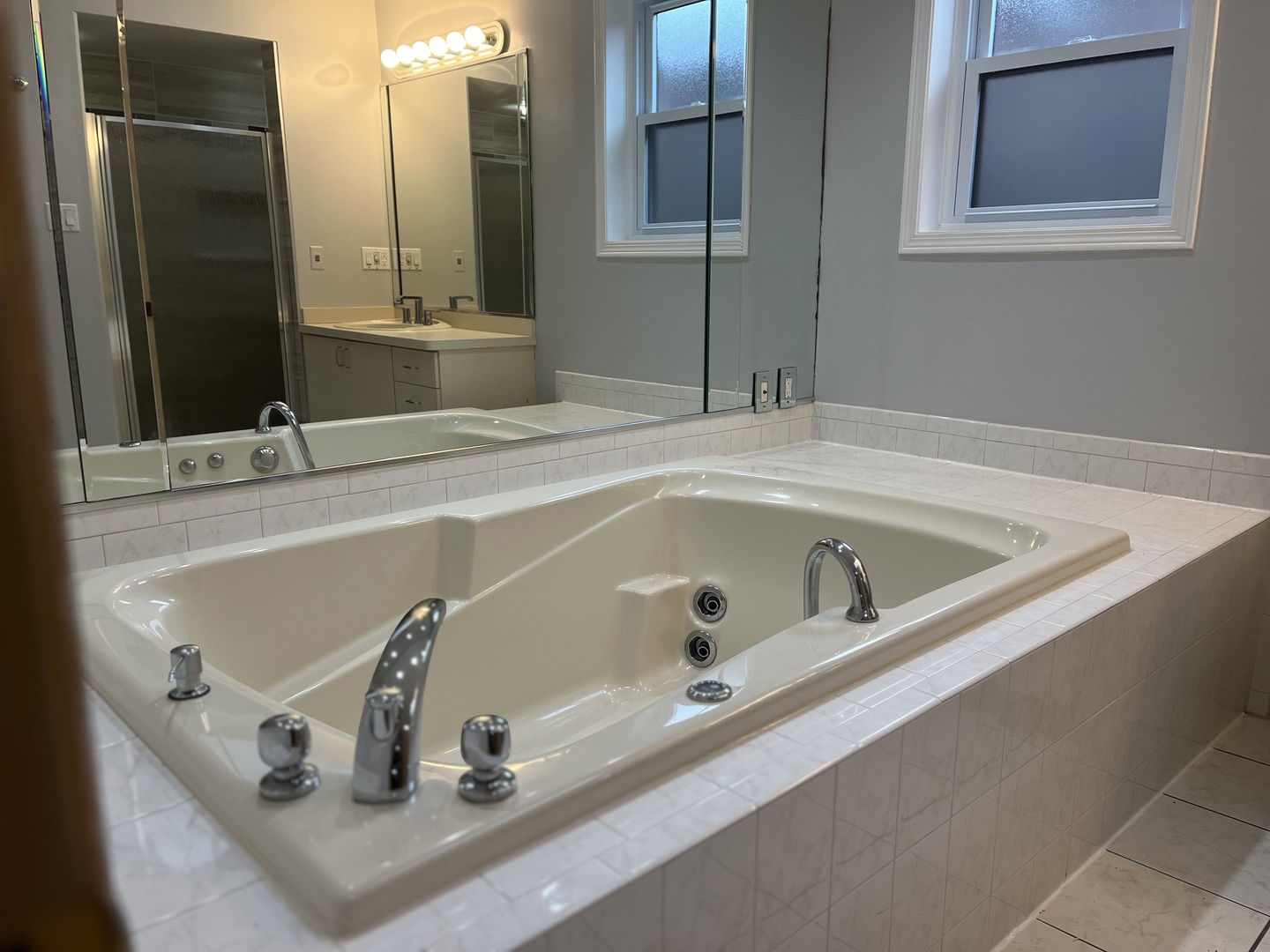 449 W 37th Street 2 Property Photo 23