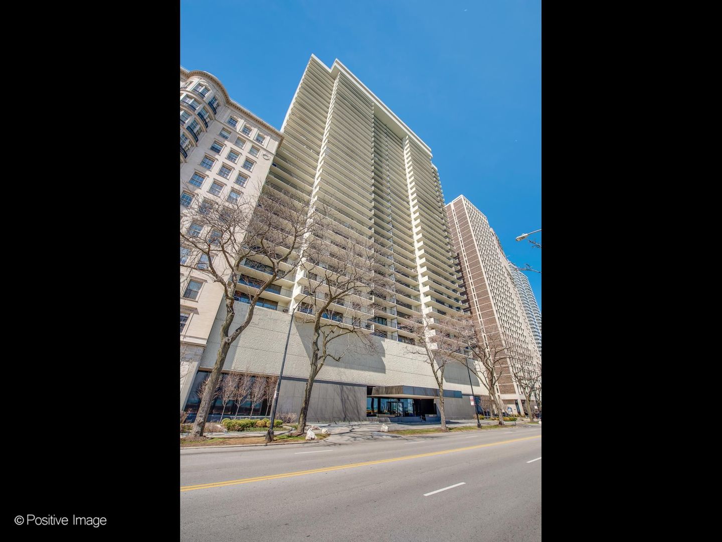 1212 N Lake Shore Drive 16cs Property Photo 1