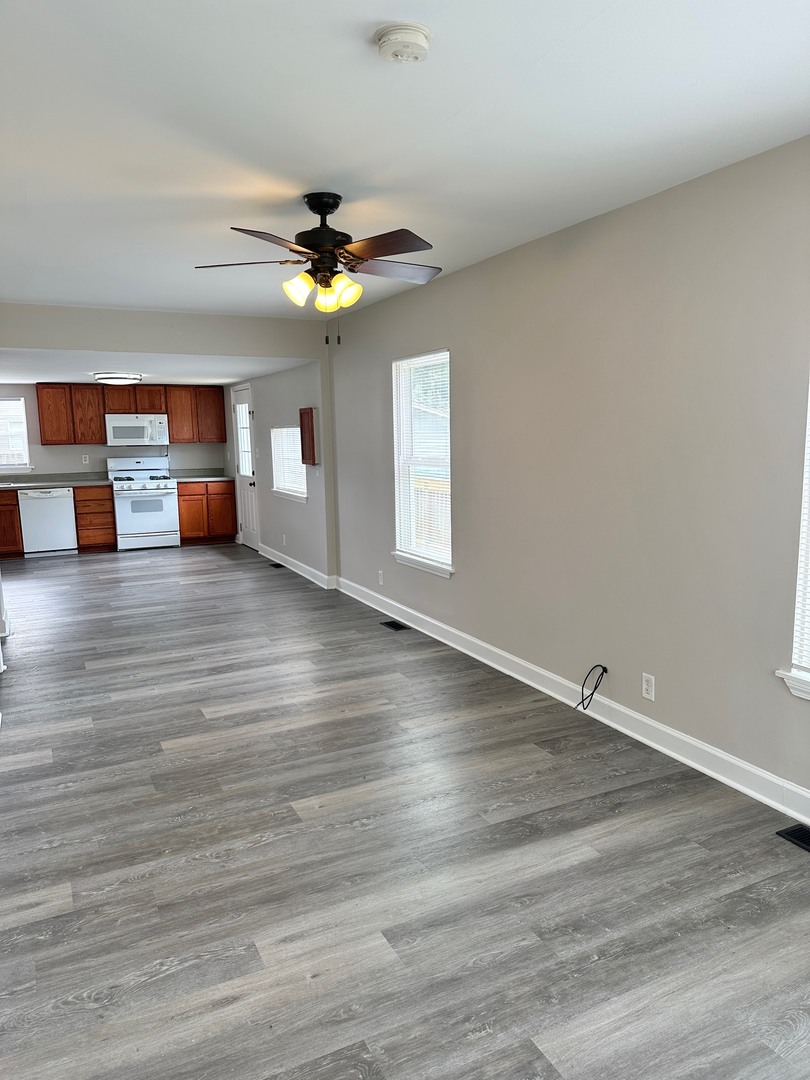 7425 Cedar Drive Property Photo 3
