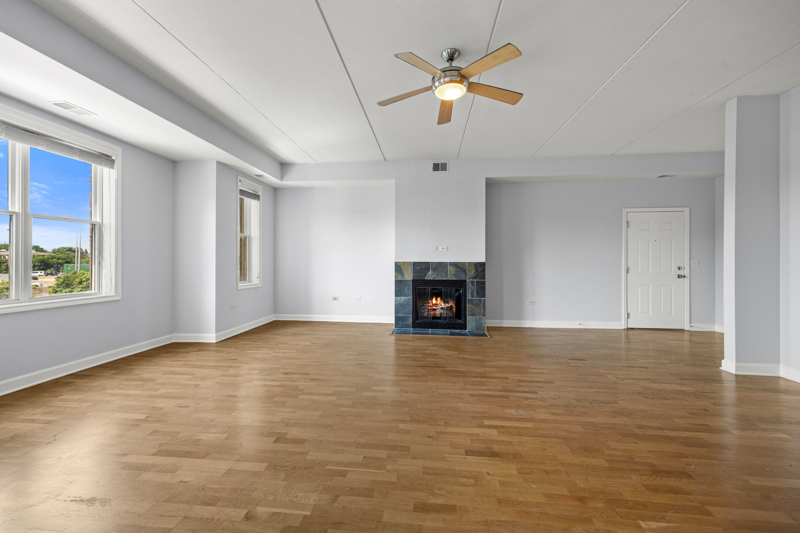 2618 W Diversey Avenue 402 Property Photo 13
