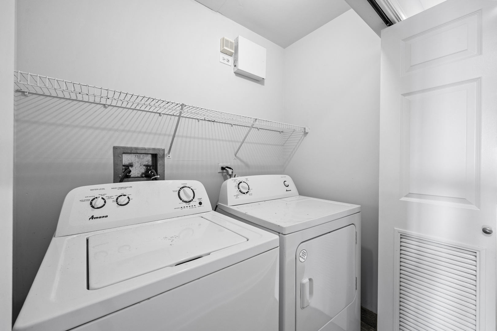 2618 W Diversey Avenue 402 Property Photo 32