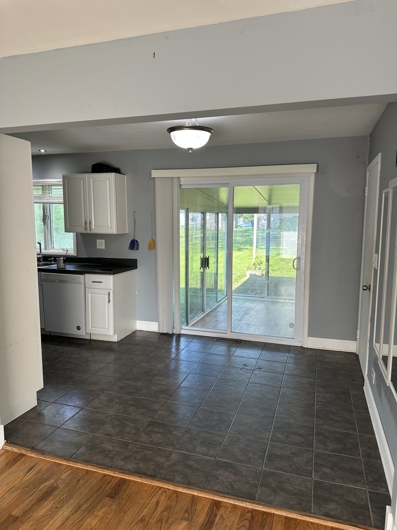 141 Kathleen Drive Property Photo 3
