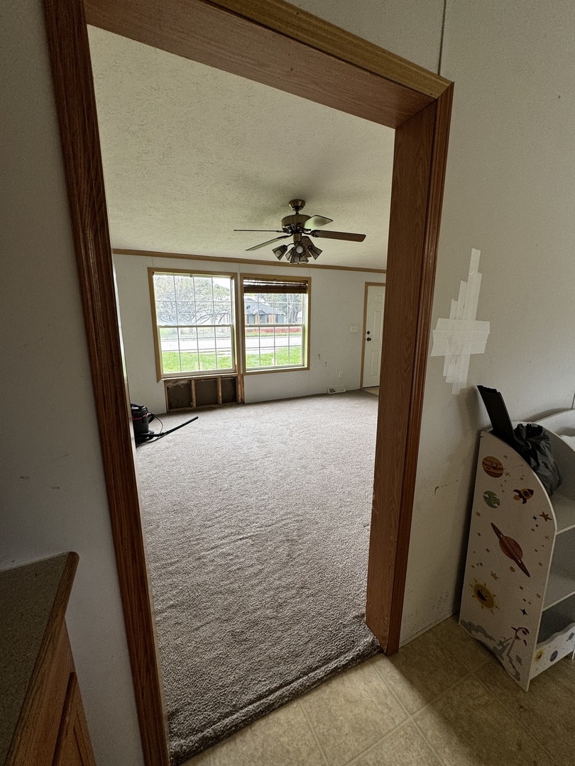 712 E Main Street Property Photo 21