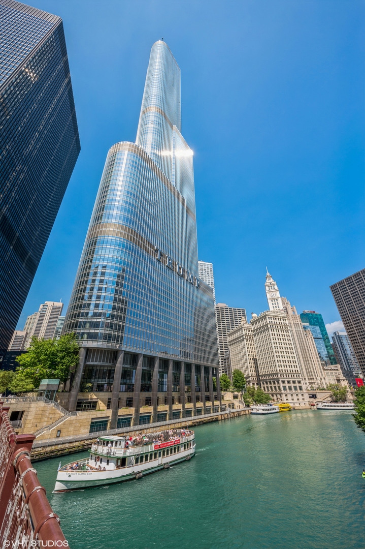 401 N Wabash Avenue 31F Property Photo 1