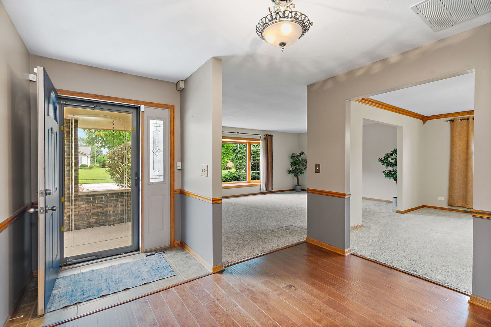 104 Millis Lane Property Photo 3