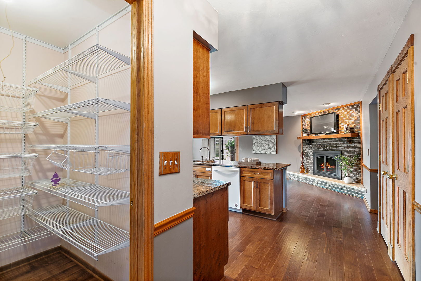 104 Millis Lane Property Photo 8