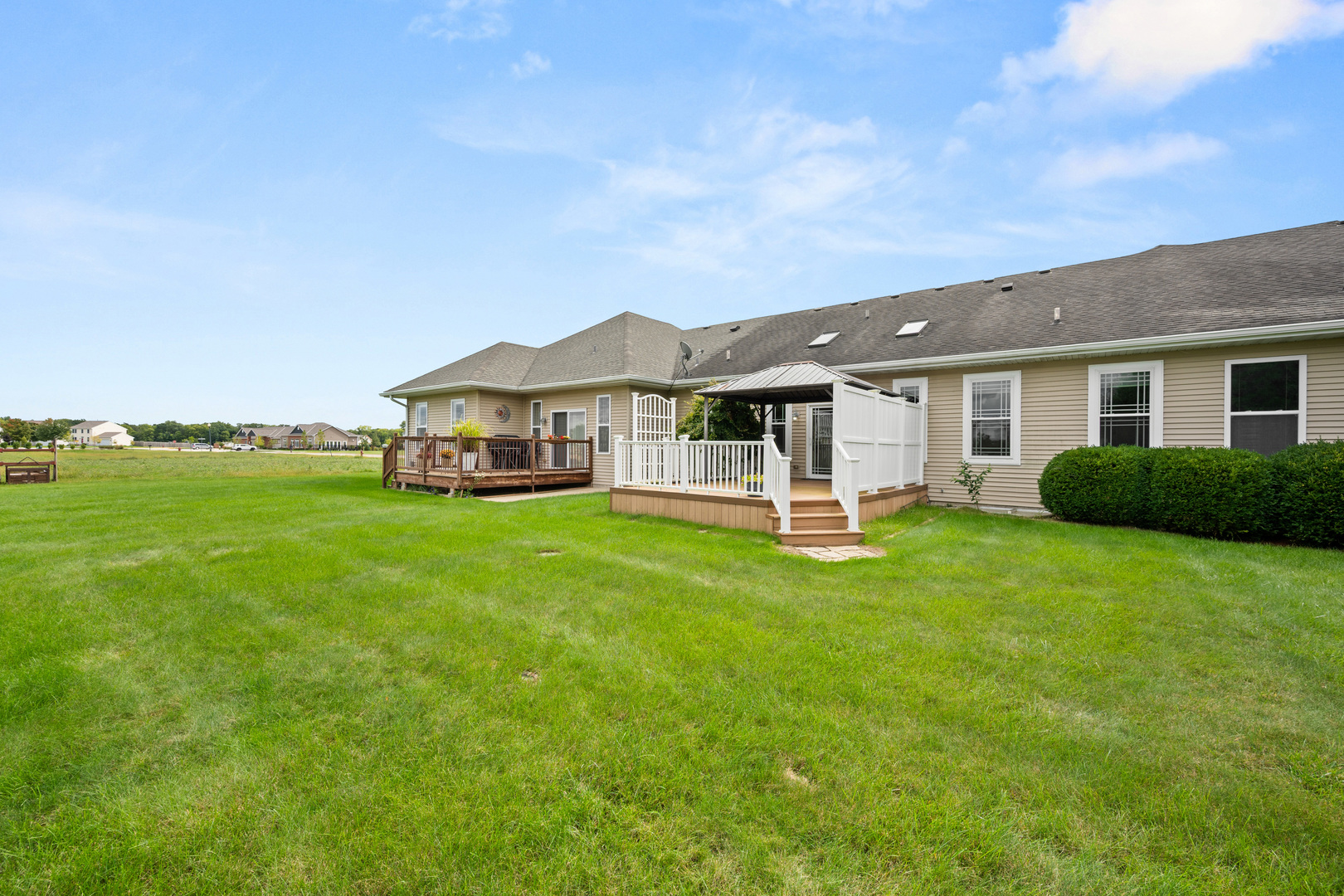 715 Winding Trail 4 Property Photo 6