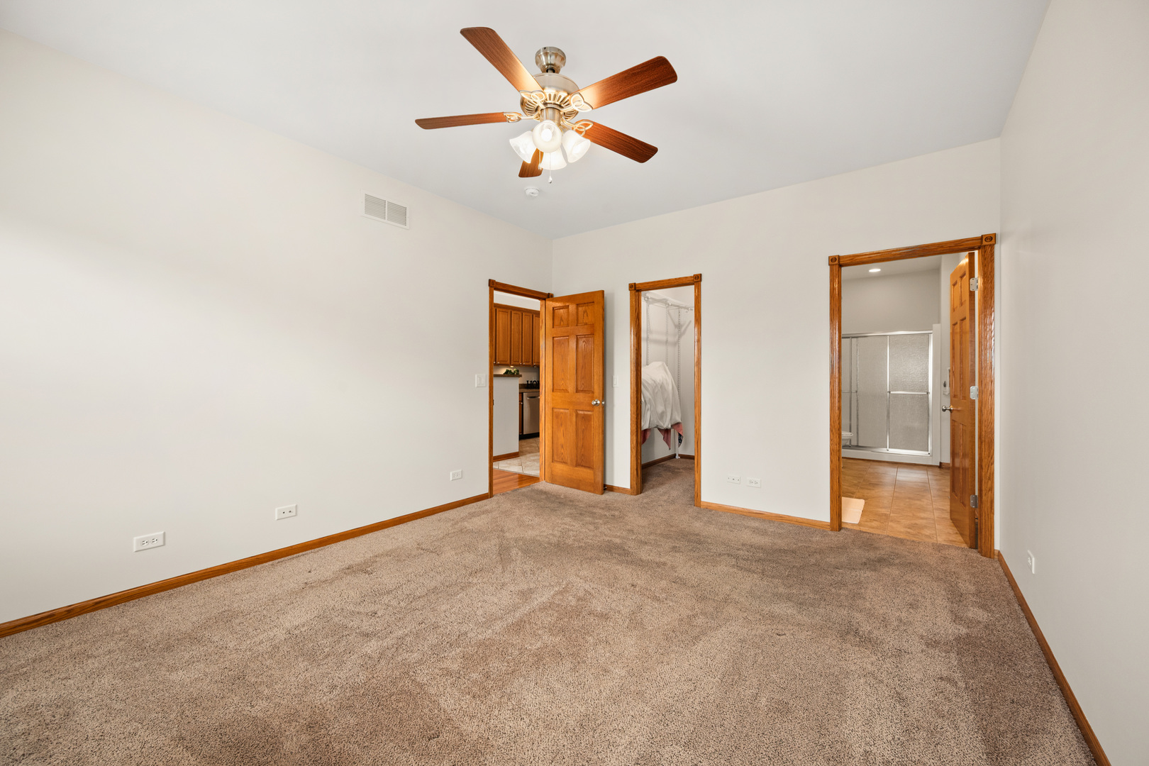 715 Winding Trail 4 Property Photo 24