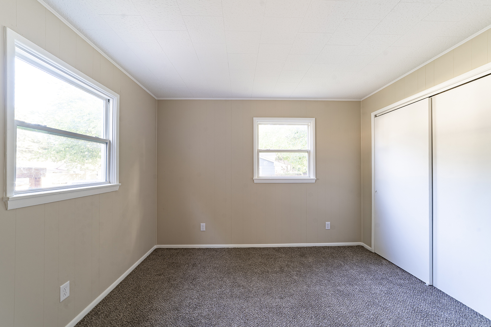 18 E Dearborn Street Property Photo 10