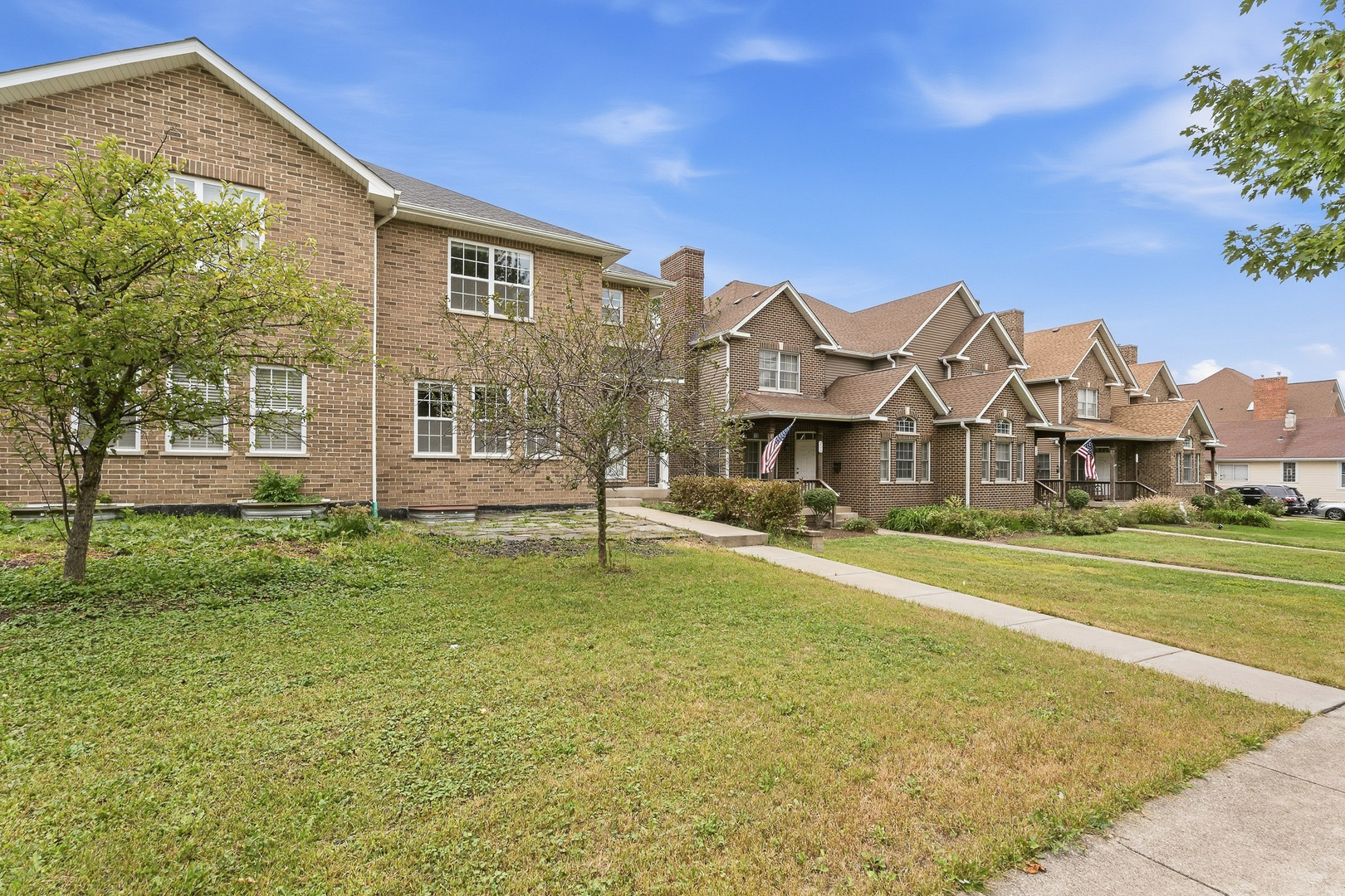 230 S Cass Avenue Property Photo 43