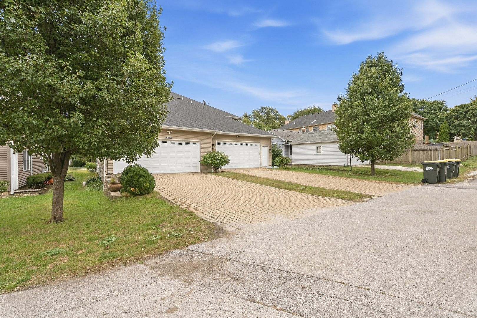230 S Cass Avenue Property Photo 45