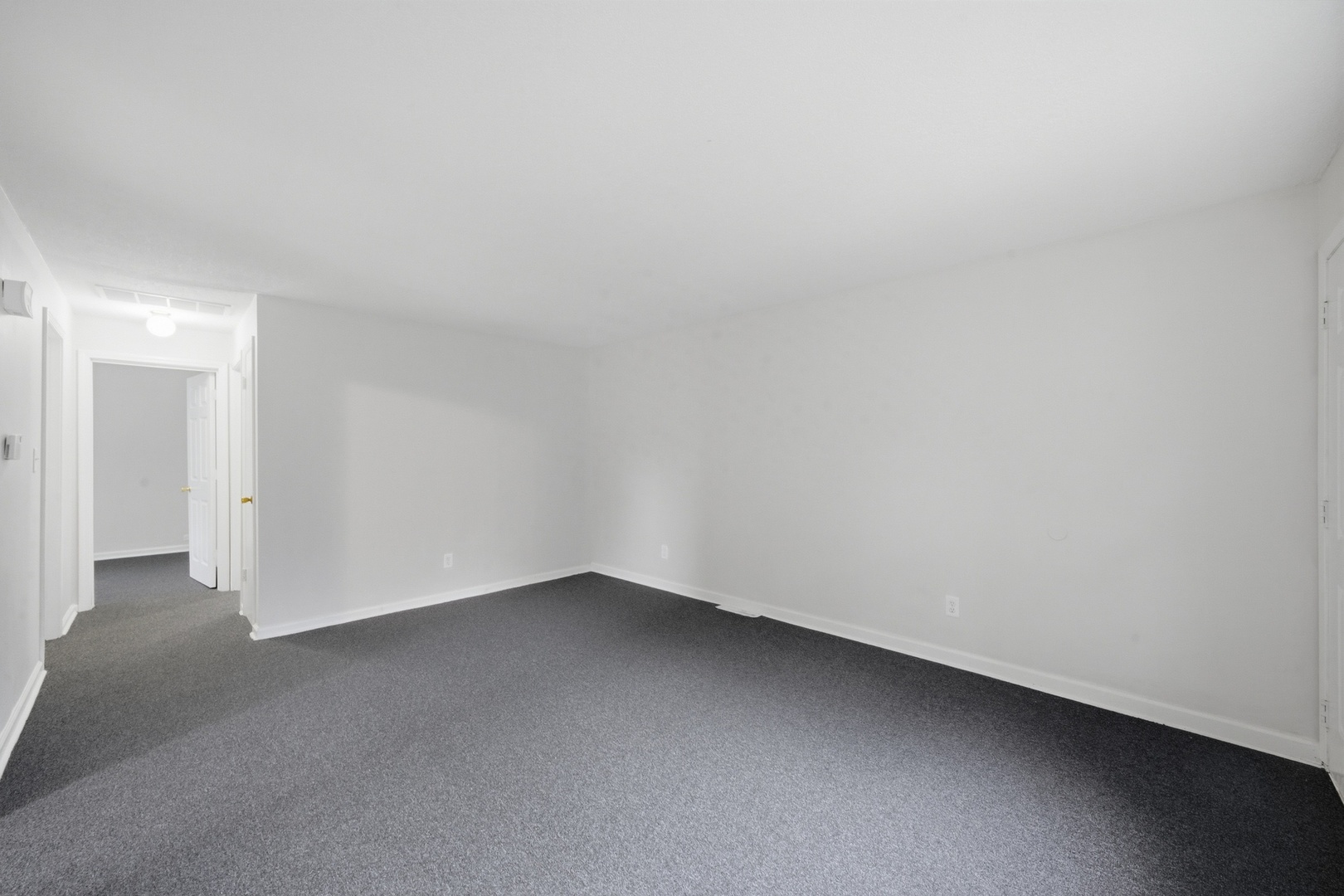 2830 Cranbrook Street Property Photo 4