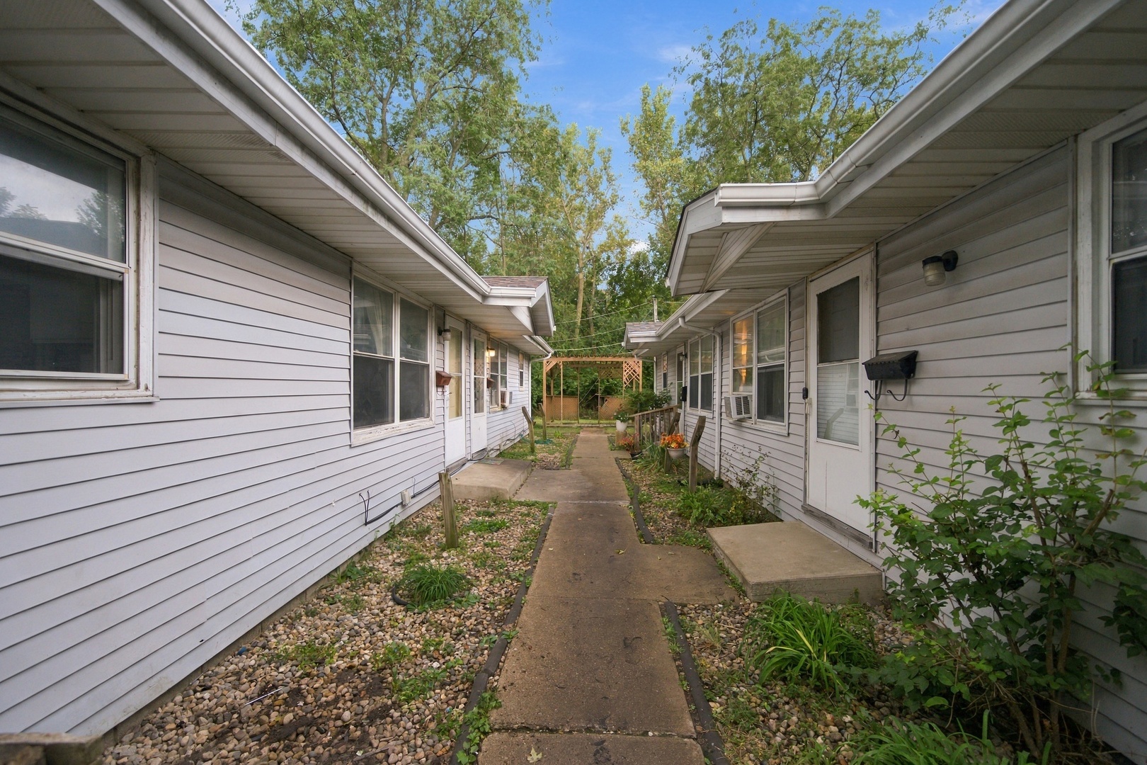2830 Cranbrook Street Property Photo 15