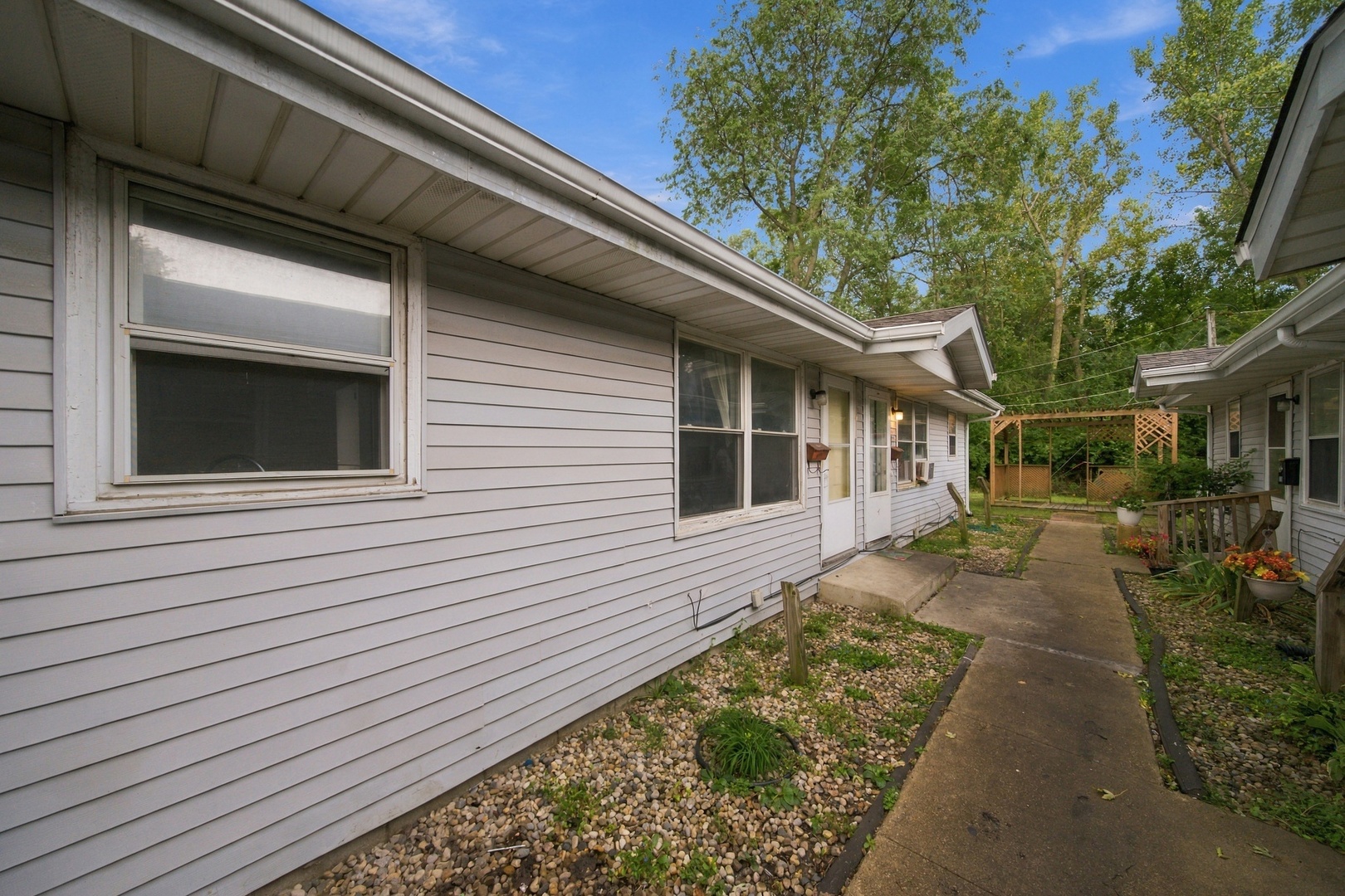 2830 Cranbrook Street Property Photo 16