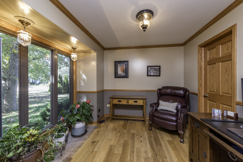 38013 N Russell Avenue Property Photo 7