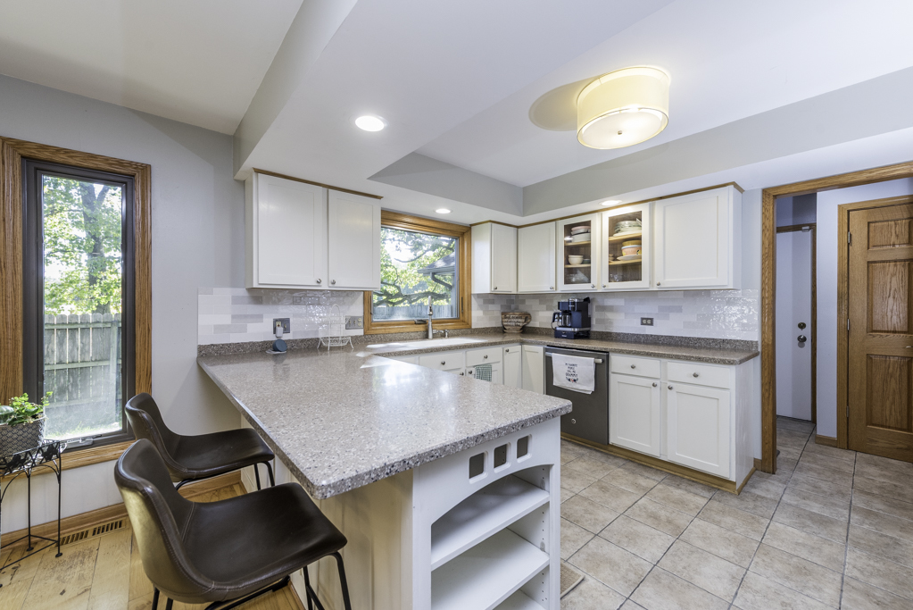 38013 N Russell Avenue Property Photo 13