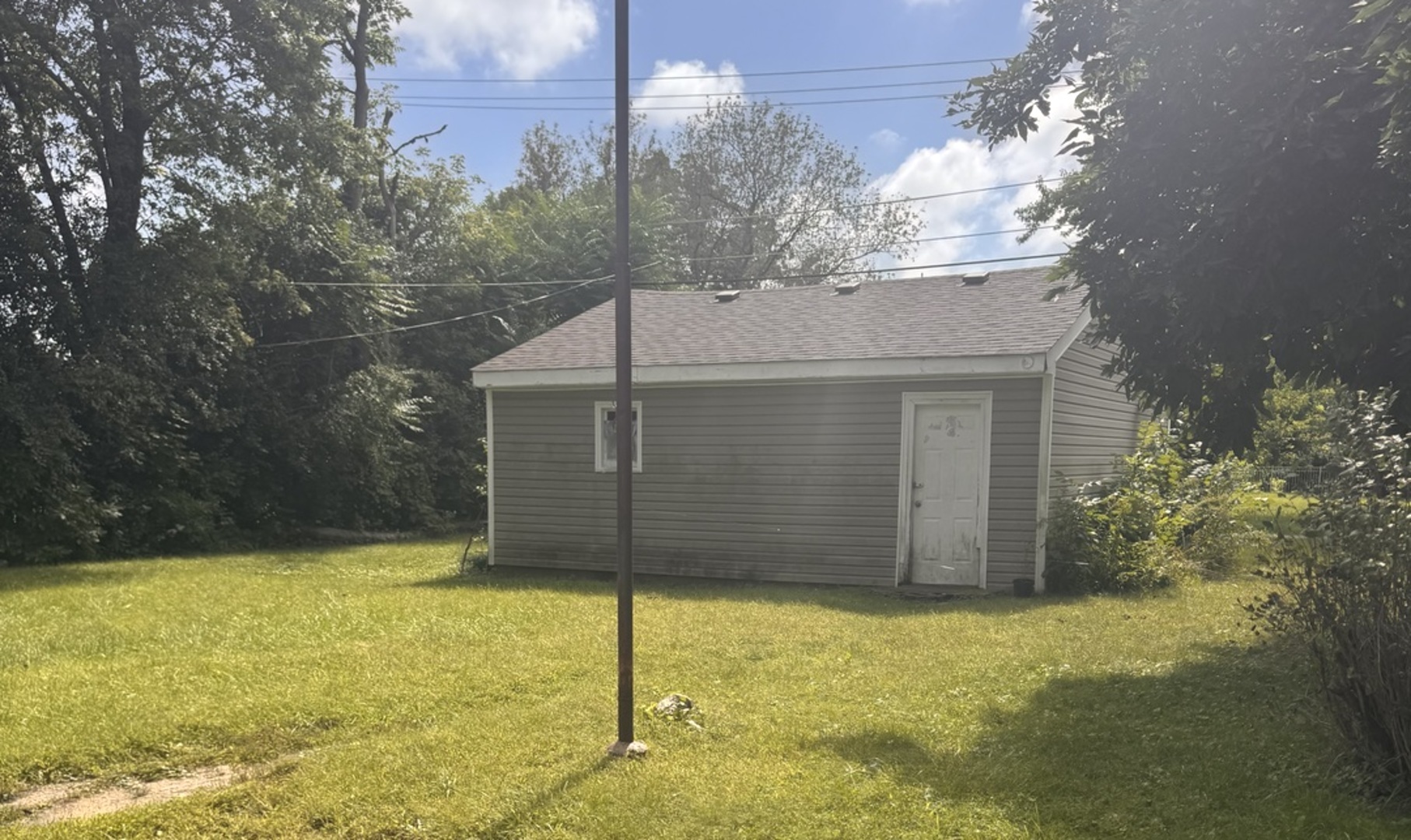 2221 Carmel Boulevard Property Photo 4
