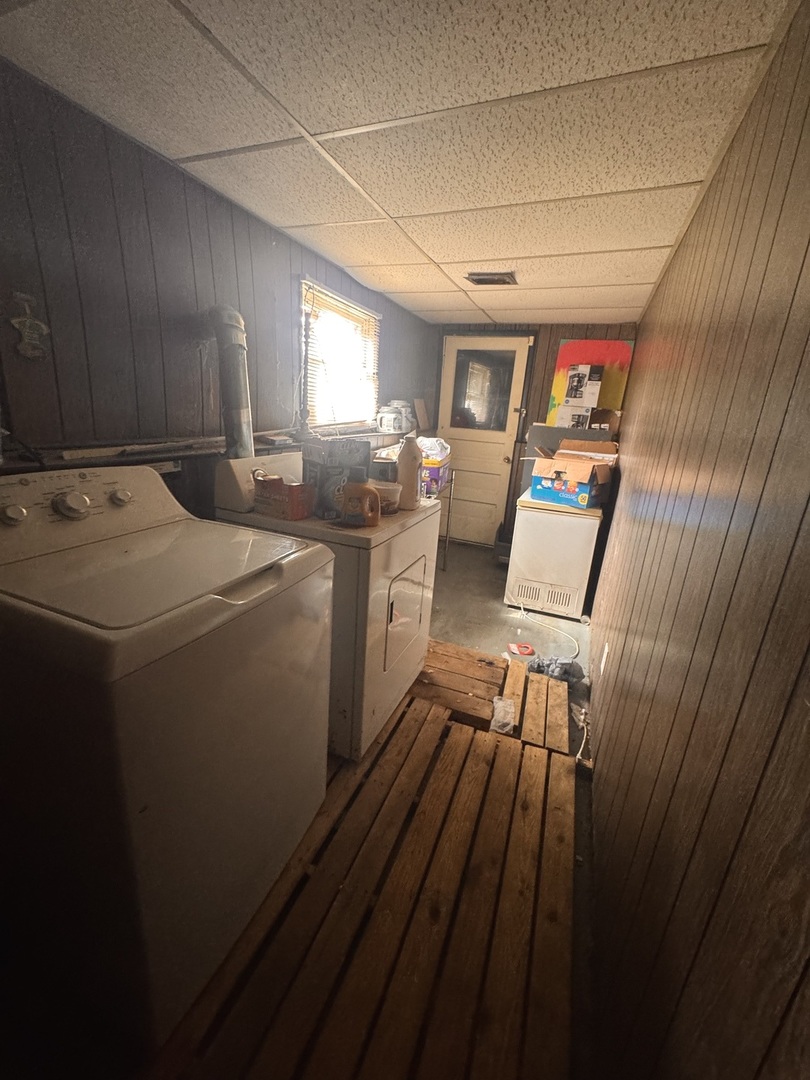 2221 Carmel Boulevard Property Photo 15