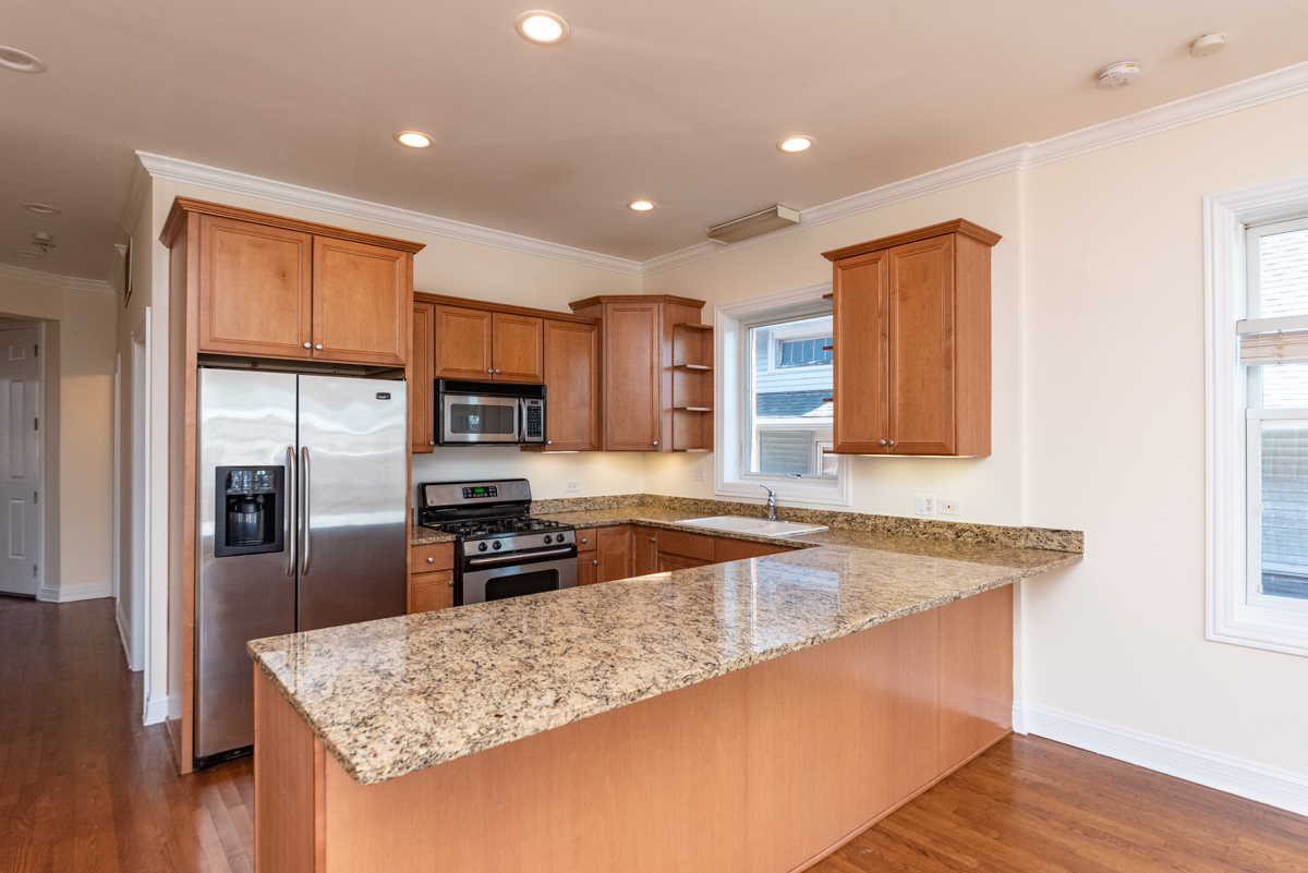 4145 N Milwaukee Avenue 2 Property Photo 2