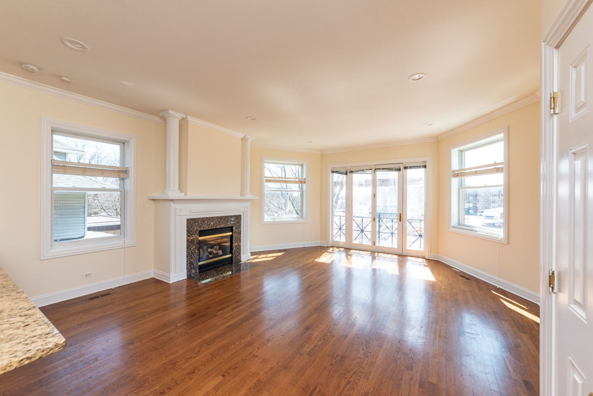4145 N Milwaukee Avenue 2 Property Photo 7