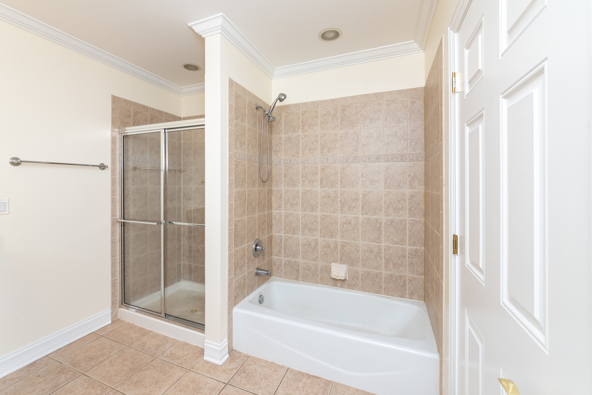 4145 N Milwaukee Avenue 2 Property Photo 8
