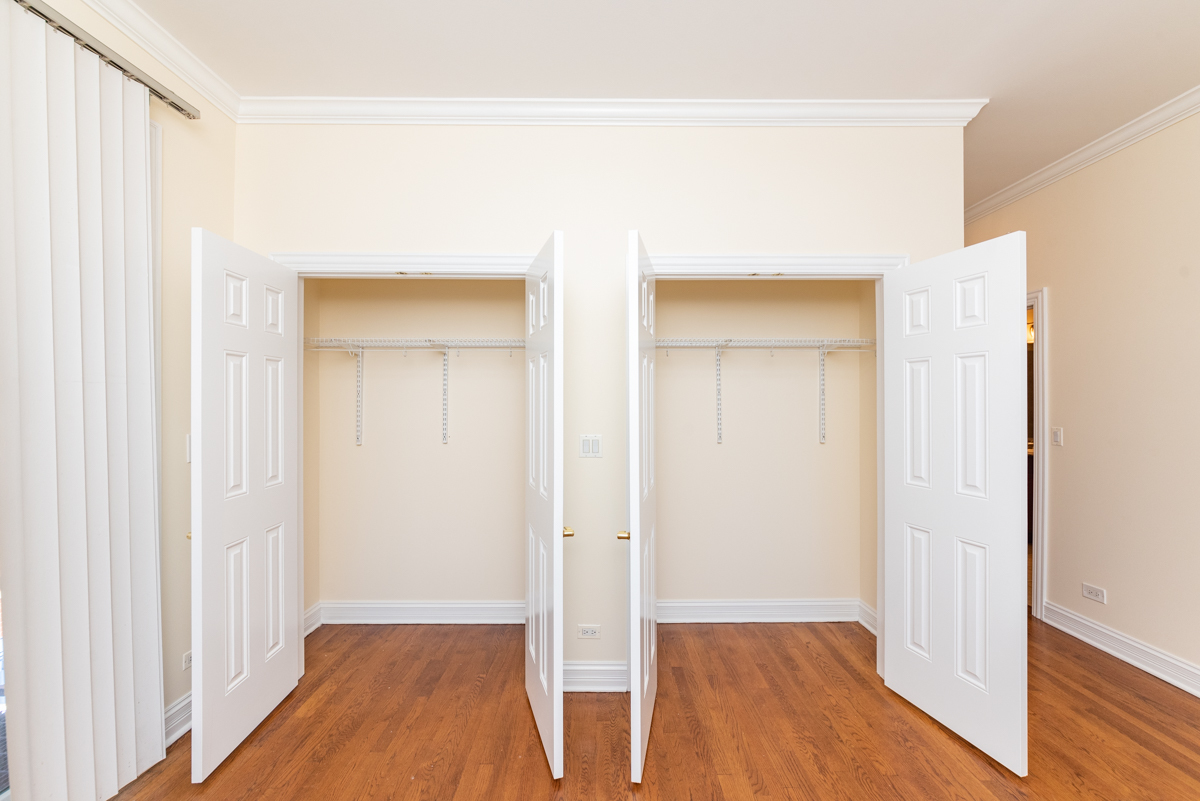 4145 N Milwaukee Avenue 2 Property Photo 12