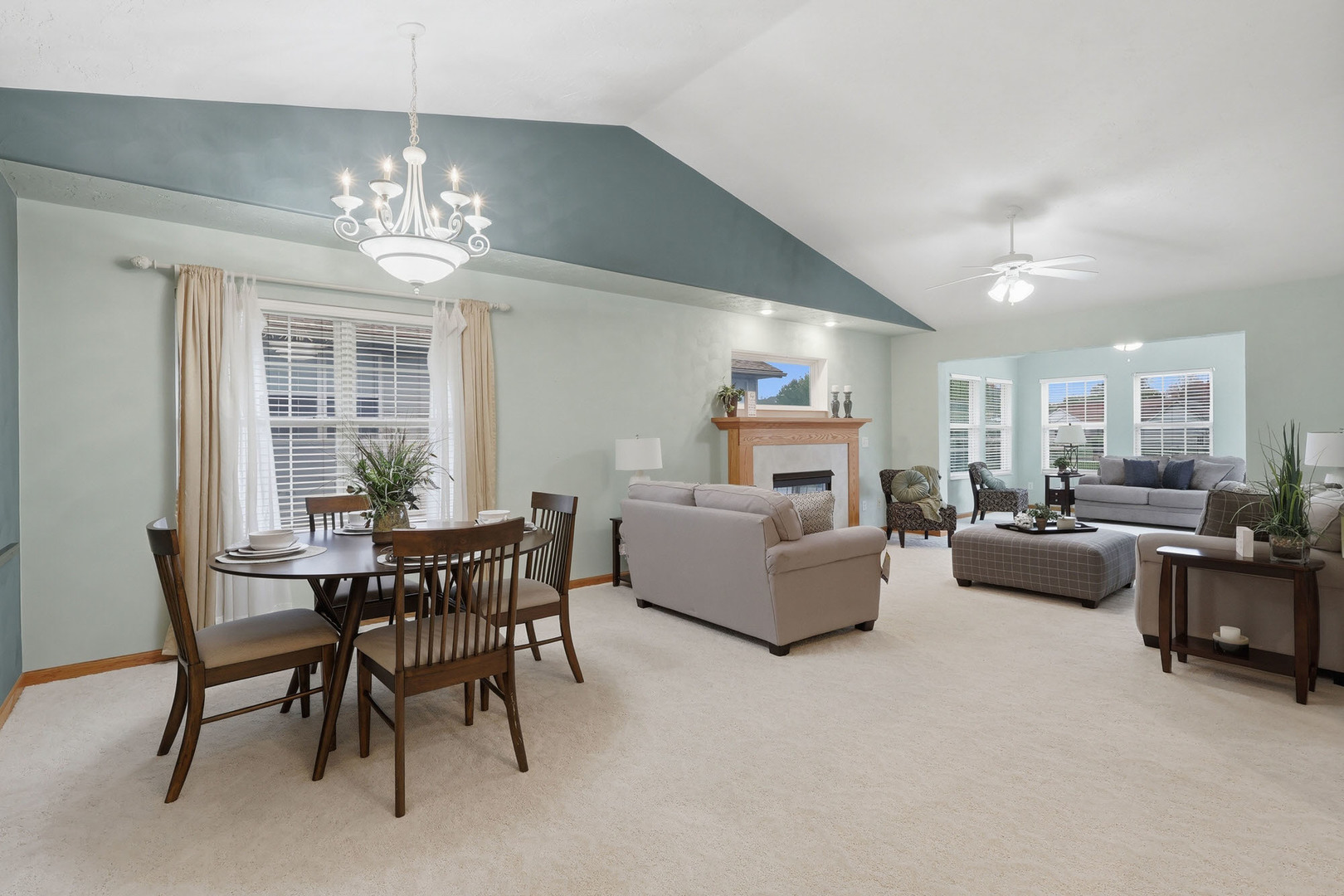 5239 Red Fox Road Property Photo 9