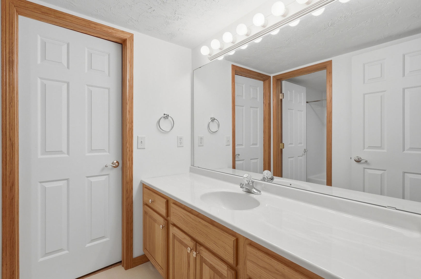 5239 Red Fox Road Property Photo 21