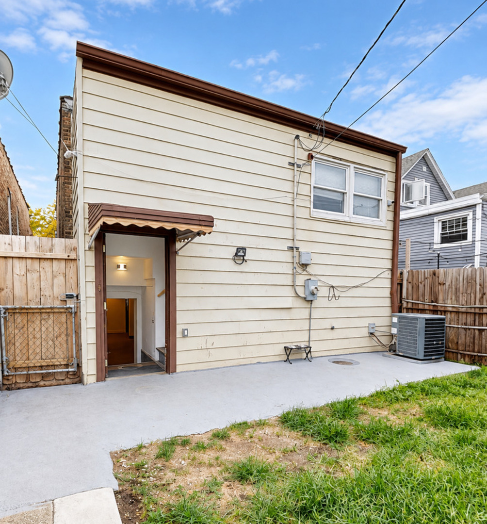 1317 S 57th Avenue Property Photo 16