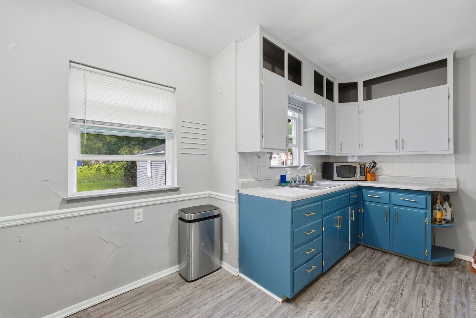 1727 13th Avenue Property Photo 9