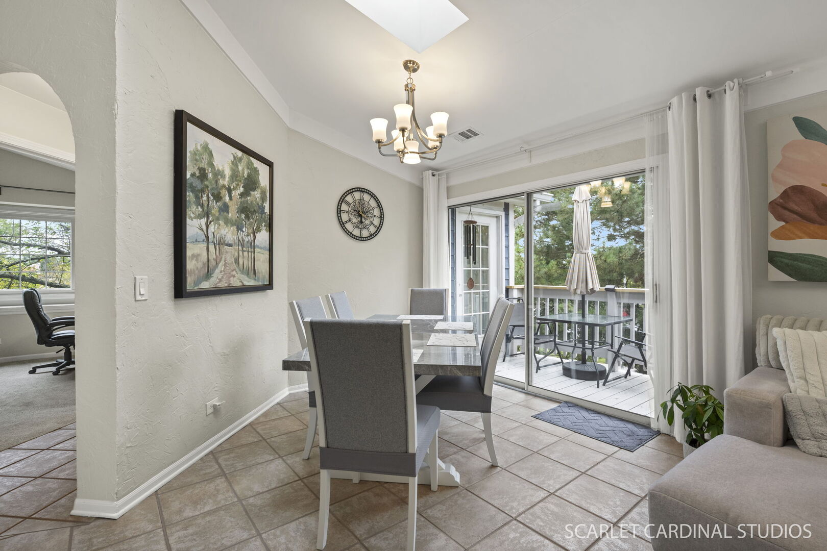 2522 Charleston Drive 2 Property Photo 4