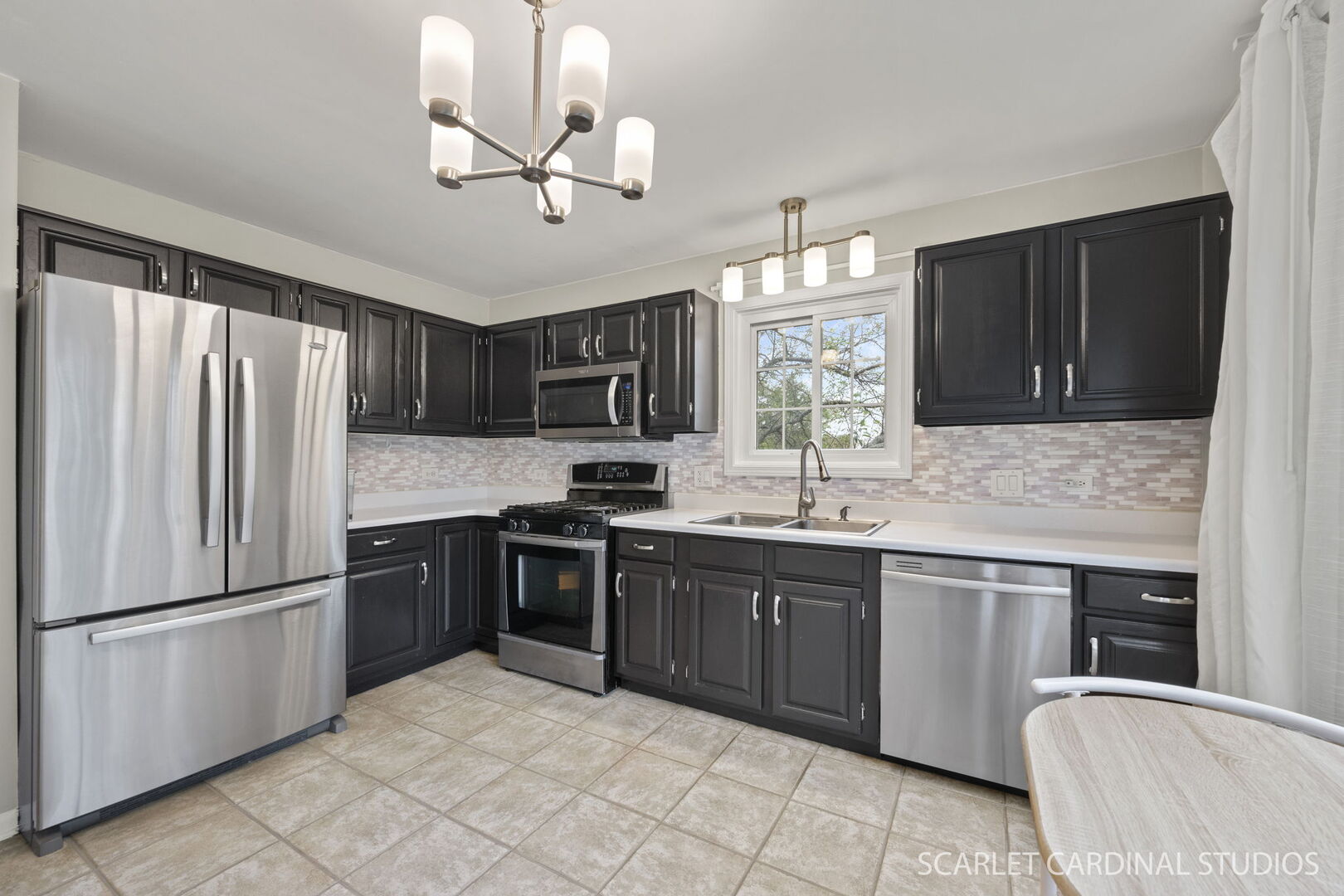 2522 Charleston Drive 2 Property Photo 5