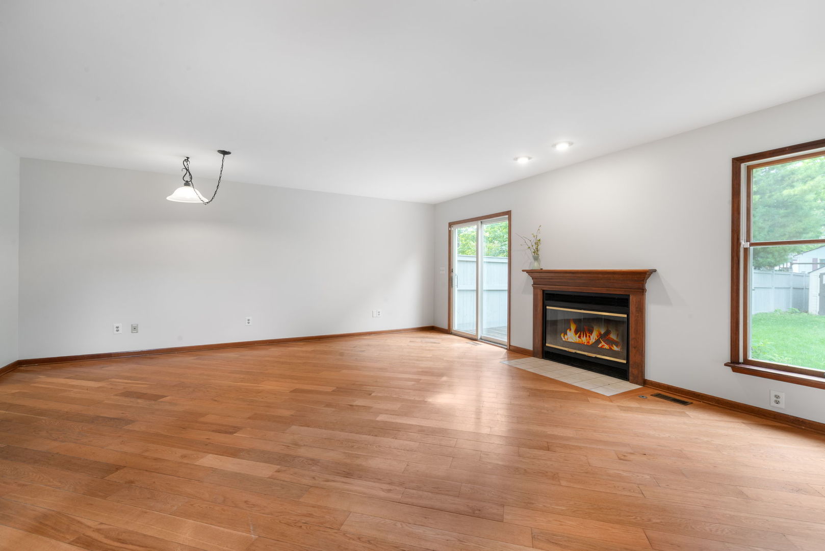 214 S Harrison Street Property Photo 10