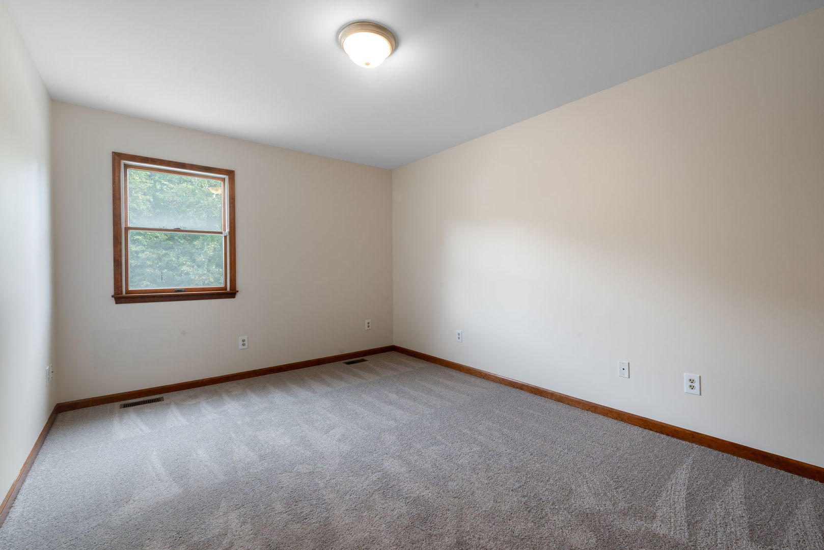 214 S Harrison Street Property Photo 18