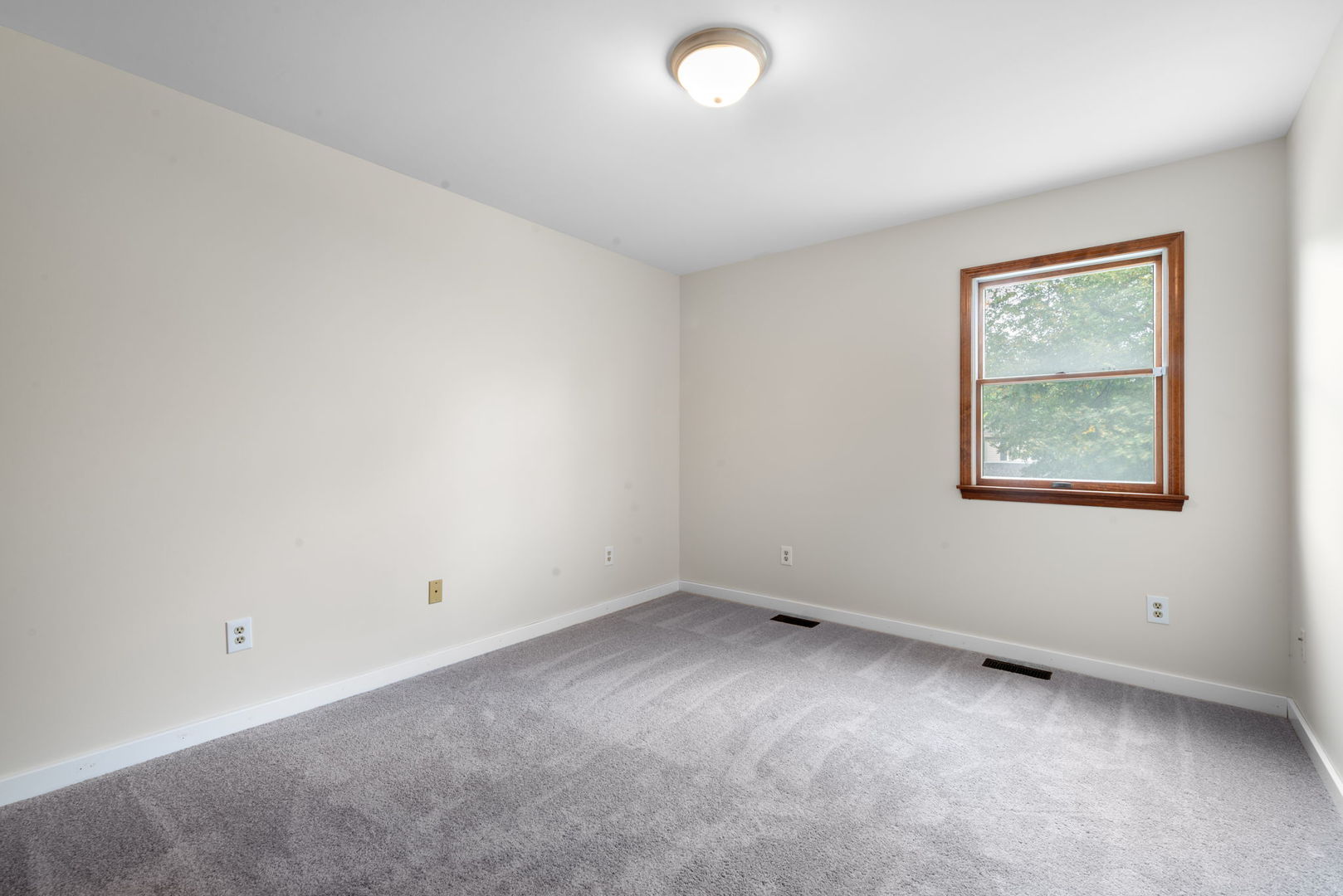 214 S Harrison Street Property Photo 19