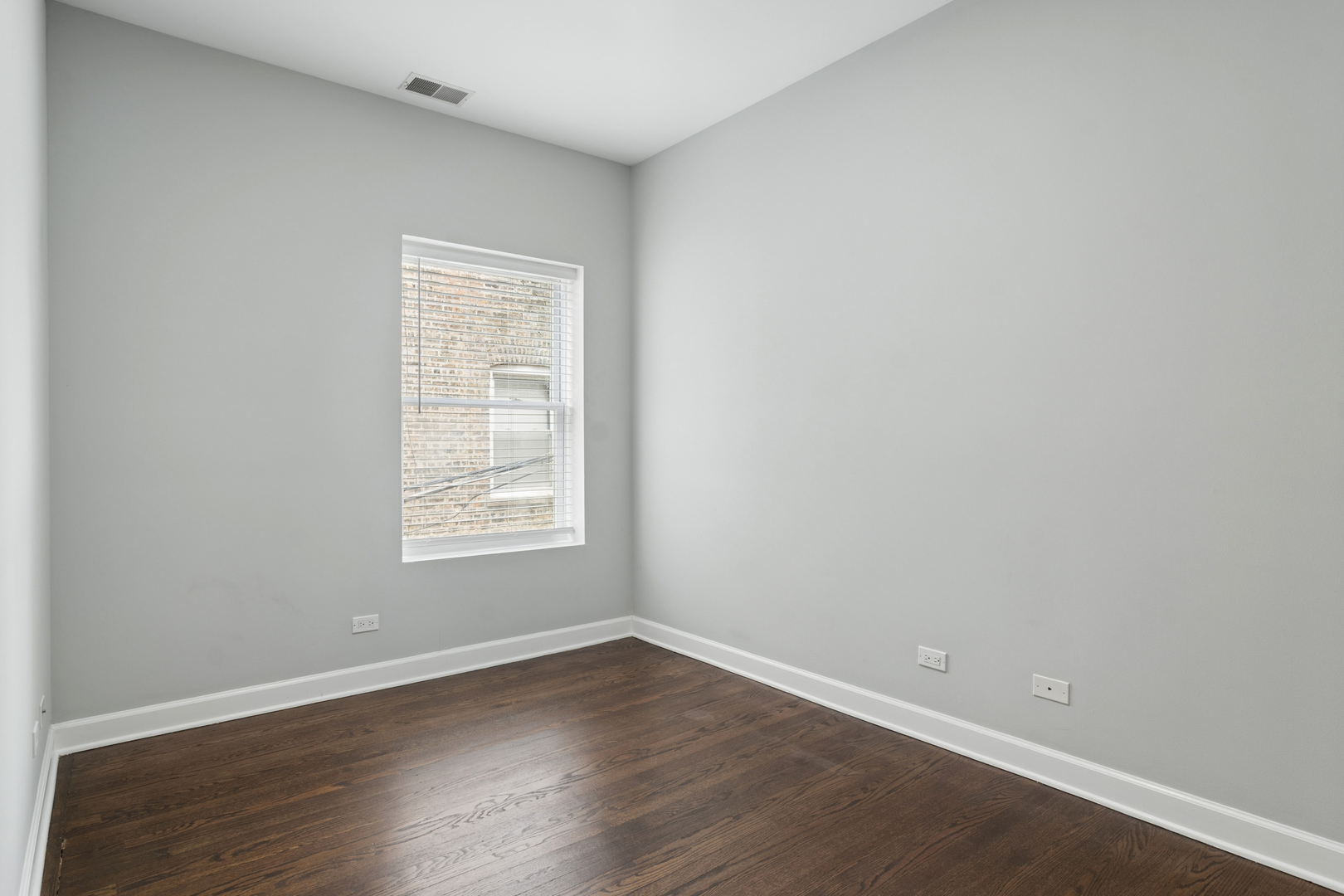 1336 W Estes Avenue 2n Property Photo 15