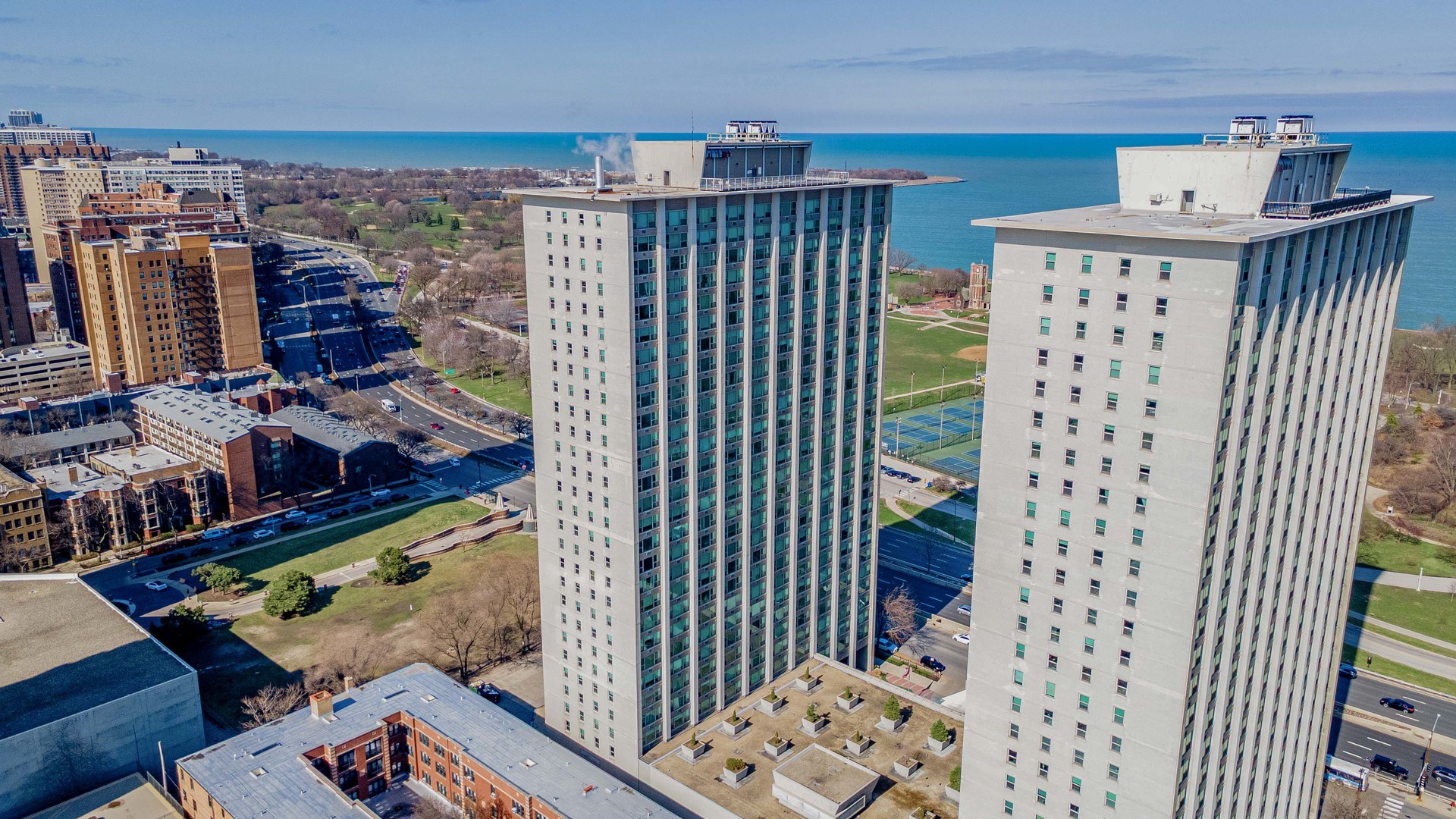 3600 N Lake Shore Drive 907 Property Photo 1