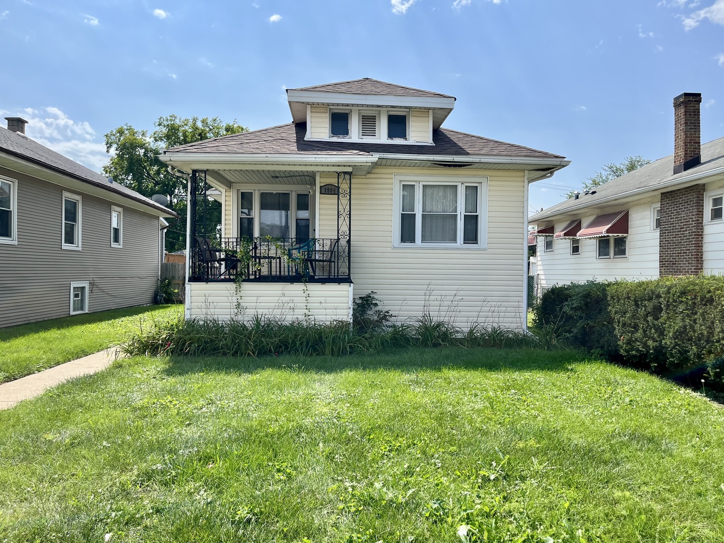 1904 Washington Boulevard Property Photo 1